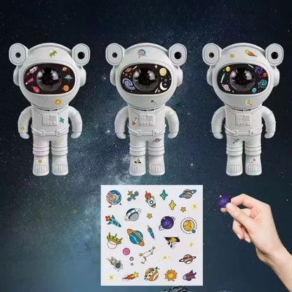 Stickerlı ,Kumandalı ASTRONOT Model Gece Lambası (4989)